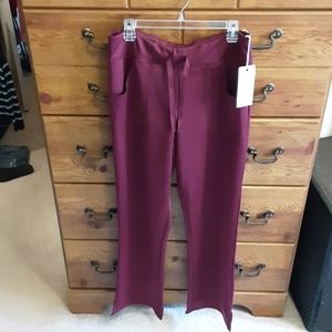 Womens M GT Performance scrub pants NWT